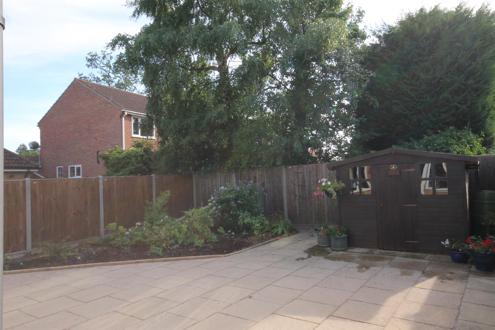 GARDEN